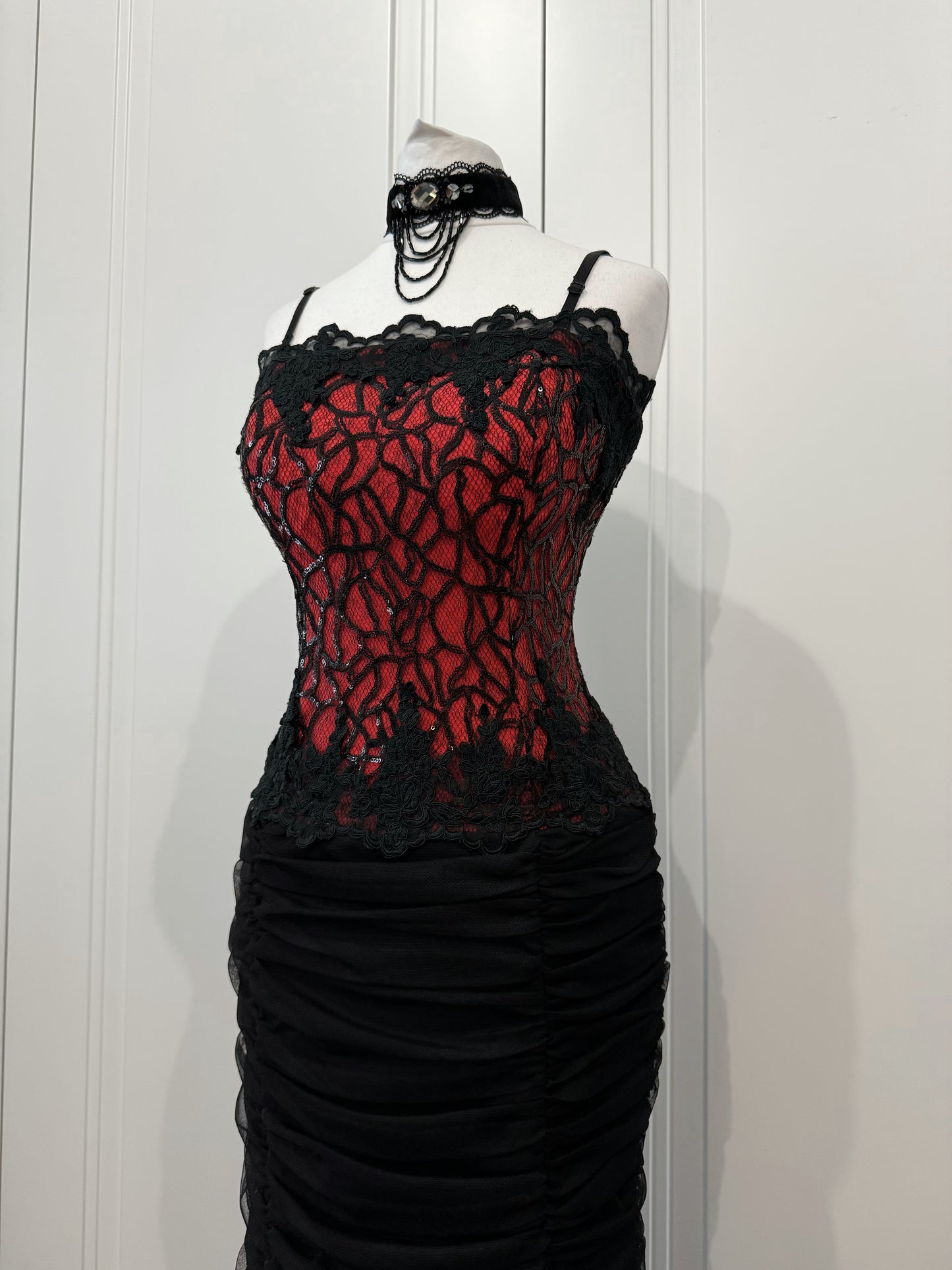 Red&Black Lace Mermaid Maxi Dress