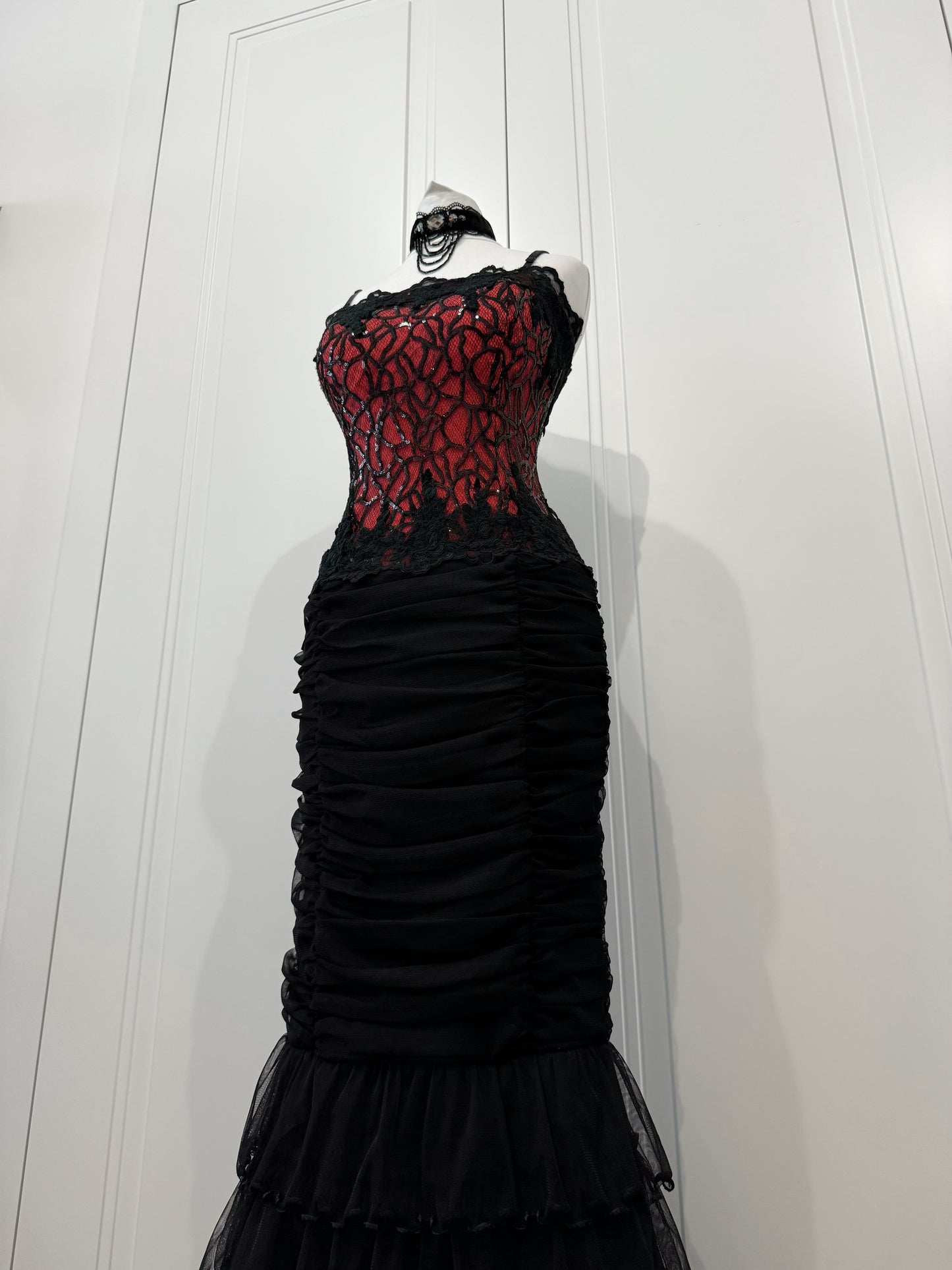 Red&Black Lace Mermaid Maxi Dress