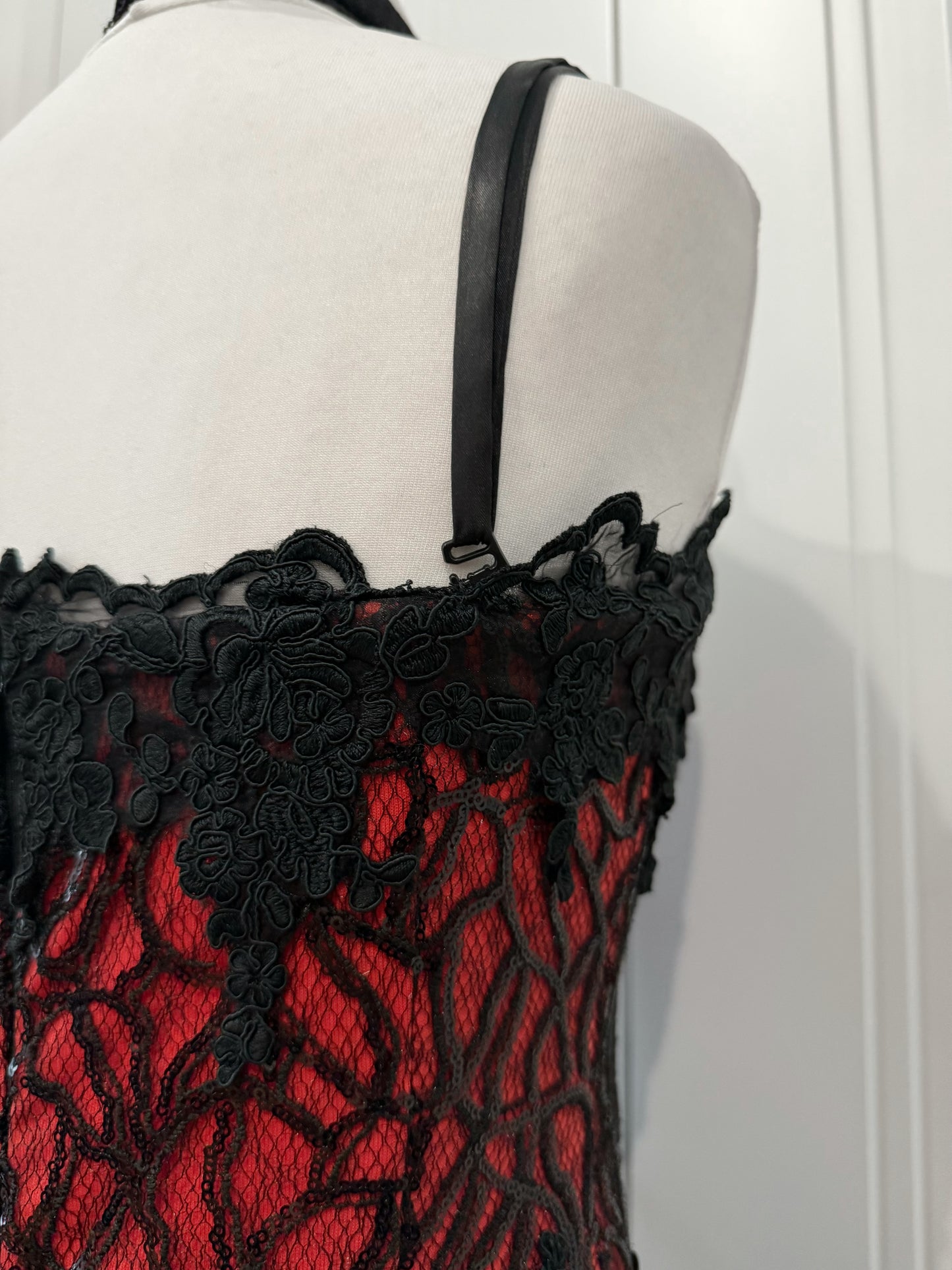 Red&Black Lace Mermaid Maxi Dress