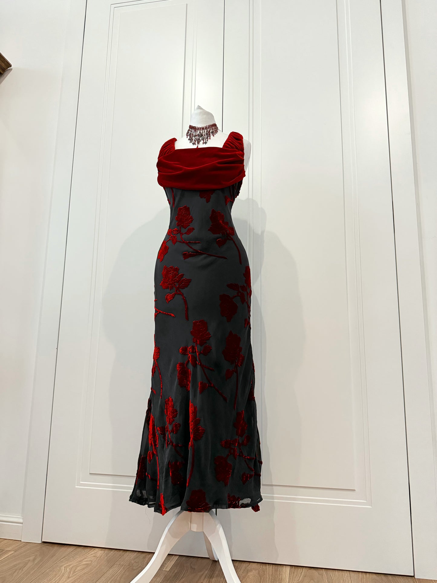 Black & Red Velvet Rose Dress