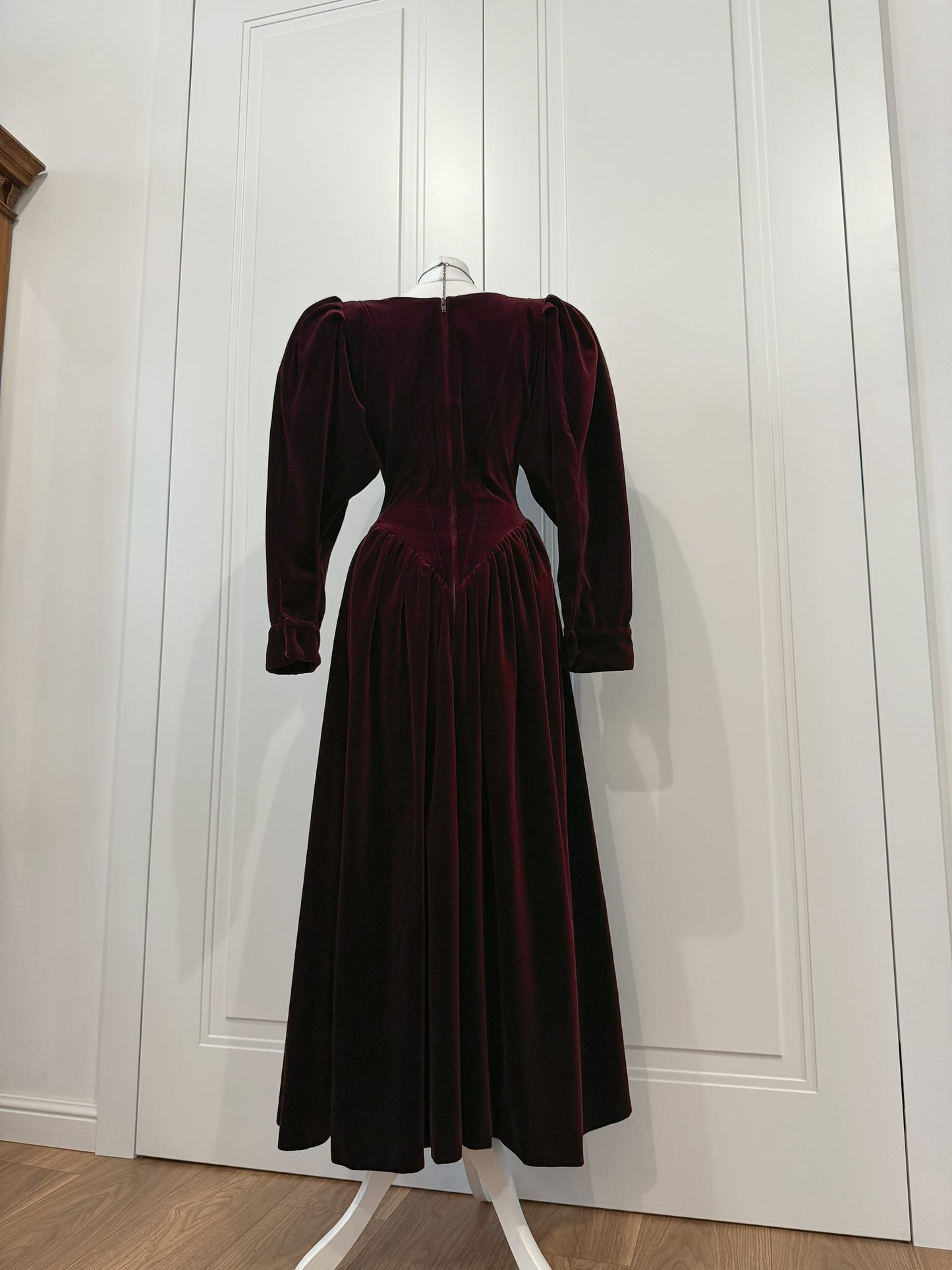 Burgundy Vintage Velvet Puff Sleeve Maxi Dress