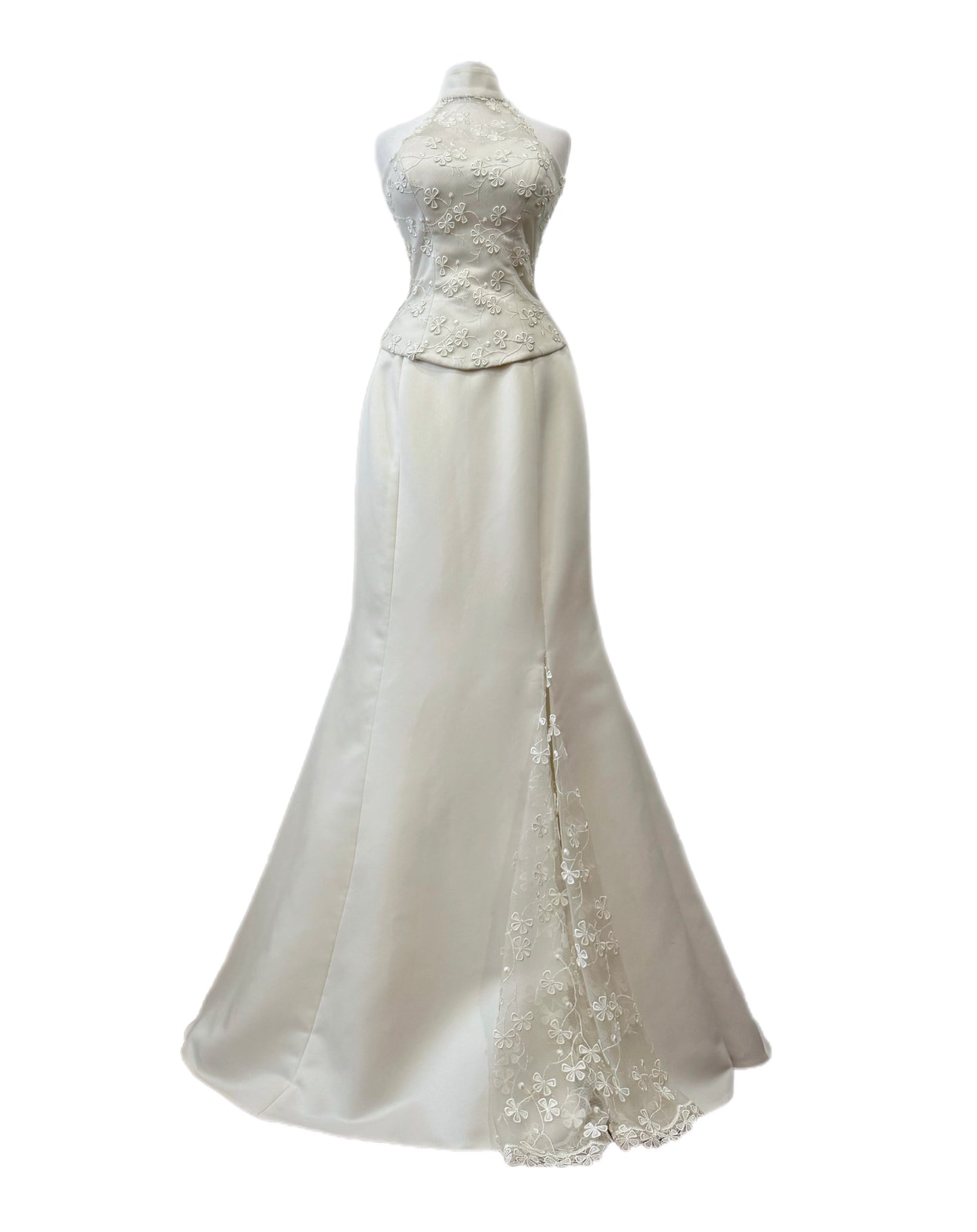 Elegant Cream Wedding Dress with Floral Embroidery